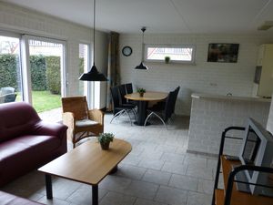 19354296-Ferienhaus-6-Plasmolen-300x225-5