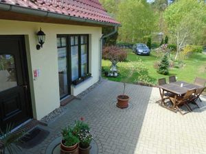 22367513-Ferienhaus-4-Plau am See-300x225-2