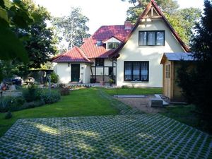 22935587-Ferienhaus-4-Plau am See-300x225-1