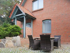 23290640-Ferienhaus-4-Plau am See-300x225-1