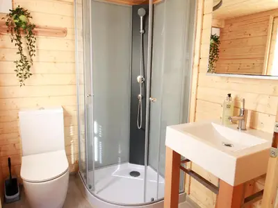 Bad/Dusche