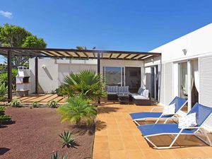 23554108-Ferienhaus-6-Playa Blanca-300x225-2