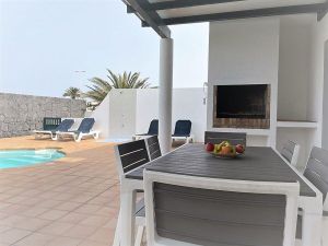 23046865-Ferienhaus-6-Playa Blanca-300x225-2