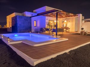 22409967-Ferienhaus-4-Playa Blanca-300x225-2