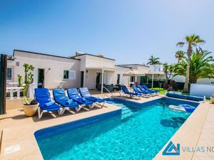 22925057-Ferienhaus-8-Playa Blanca-300x225-0