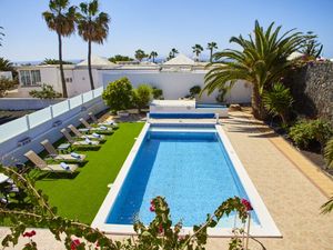 22925059-Ferienhaus-6-Playa Blanca-300x225-1