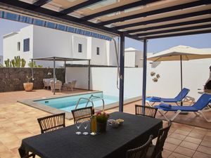 23470845-Ferienhaus-6-Playa Blanca-300x225-5