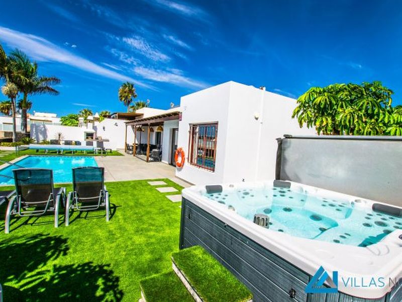 23494170-Ferienhaus-8-Playa Blanca-800x600-0