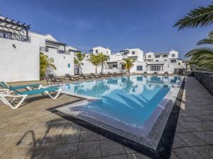 23516918-Ferienhaus-4-Playa Blanca-300x225-1