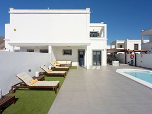 23528996-Ferienhaus-5-Playa Blanca-300x225-1