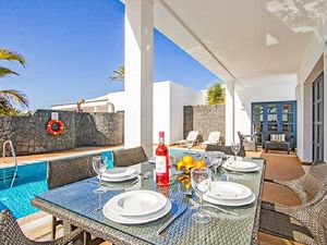 23746640-Ferienhaus-6-Playa Blanca-300x225-5