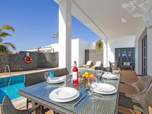 22440529-Ferienhaus-6-Playa Blanca-300x225-3