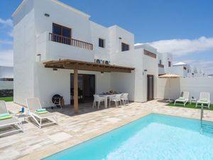 24052287-Ferienhaus-6-Playa Blanca-300x225-1