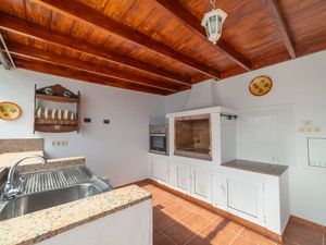 23528994-Ferienhaus-8-Playa Blanca-300x225-3