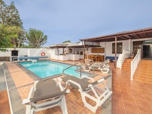 23528994-Ferienhaus-8-Playa Blanca-300x225-0