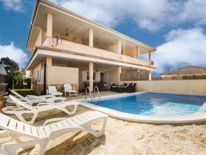 23554509-Ferienhaus-8-Playa De Muro-300x225-0