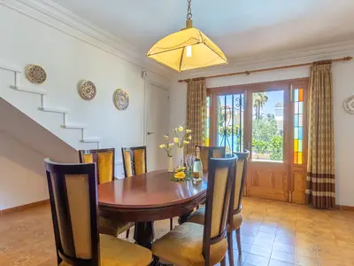 DiningRoom DiningRoom
