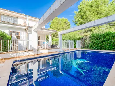 PoolOfHouse