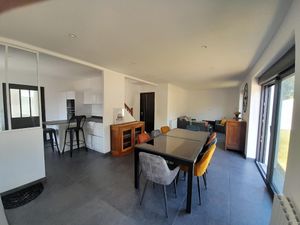 23686365-Ferienhaus-6-Pleuven-300x225-1