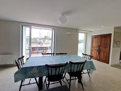 DiningRoom