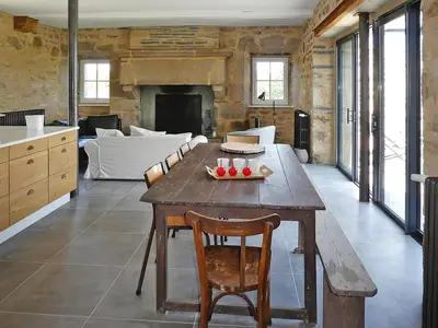 DiningRoom