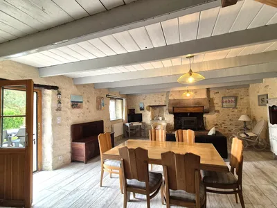 DiningRoom