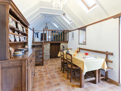 DiningRoom