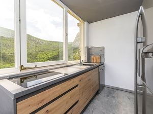 23944464-Ferienhaus-6-Podašpilje-300x225-4