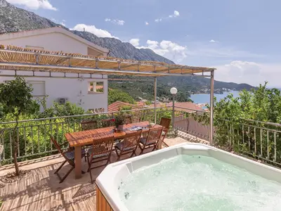 hot-tub
