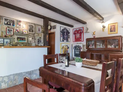 DiningRoom