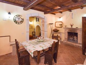 23752405-Ferienhaus-8-Poggio Nativo-300x225-1