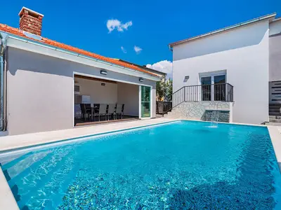 pool