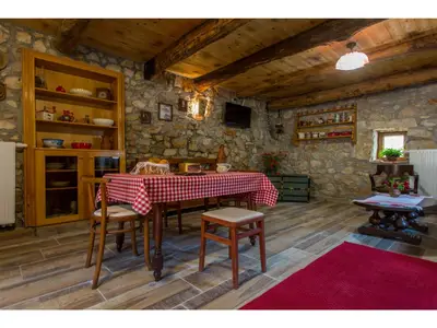 DiningRoom