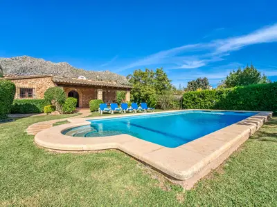 PoolOfHouse