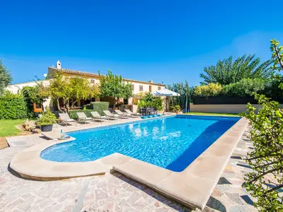 PoolOfHouse