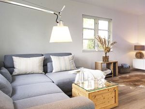 23981694-Ferienhaus-8-Poppenbüll-300x225-5