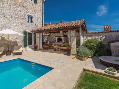 Ferienhaus für 8 Personen (199 m²) in Dračevac 9/10