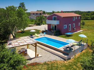 Ferienhaus für 9 Personen (150 m²) in Poreč