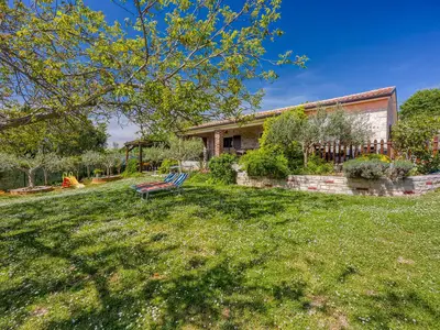 Ferienhaus für 4 Personen (100 m²) in Dračevac 9/10