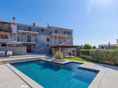 Ferienhaus für 9 Personen (200 m²) in Dračevac 9/10