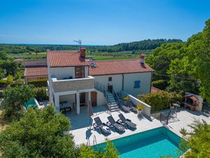 Ferienhaus für 10 Personen (230 m²) in Poreč