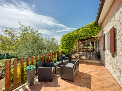 Ferienhaus für 4 Personen (100 m²) in Dračevac 2/10