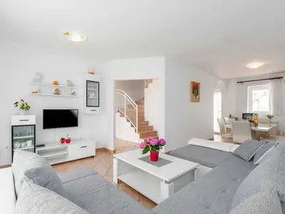 Ferienhaus für 7 Personen (100 m²) in Poreč 1/10