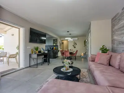 Wohn- und Esszimmer