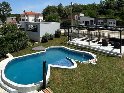 pool