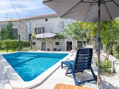 Ferienhaus für 12 Personen (260 m²) in Dračevac 4/10