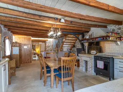 Ferienhaus für 12 Personen (260 m²) in Dračevac 9/10