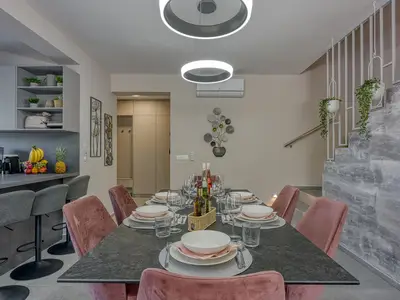 Küche und Essbereich