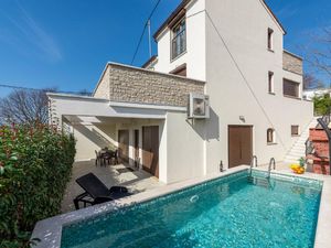 23897485-Ferienhaus-10-Poreč-300x225-4