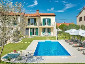 23949797-Ferienhaus-8-Poreč-300x225-2